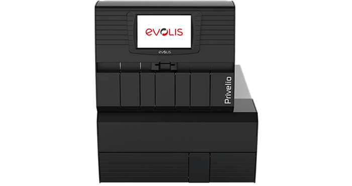 エンボス加工決済カードの即時発行