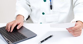 レセコン入力情報を元に診察券を発行